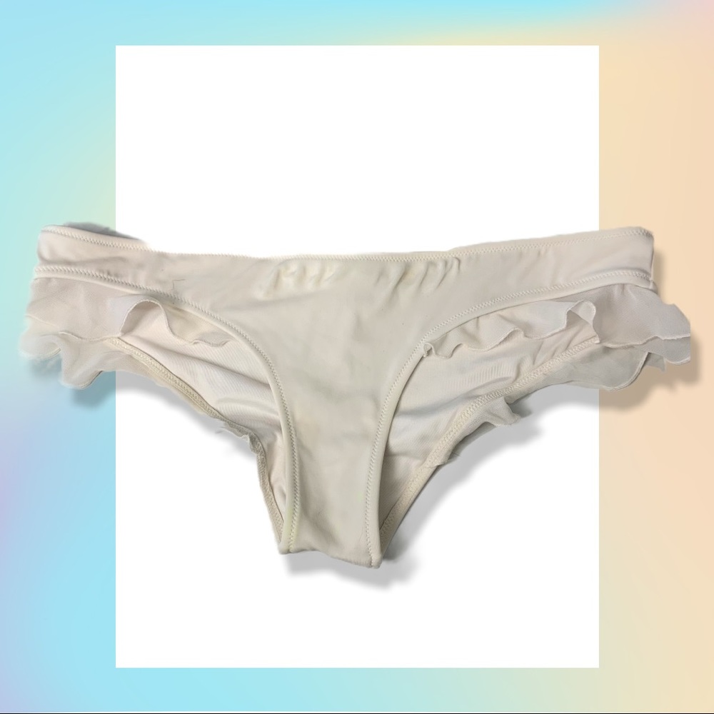 🌨WHITE🌨 Victoria Secret Ruffled Bikini Bottom